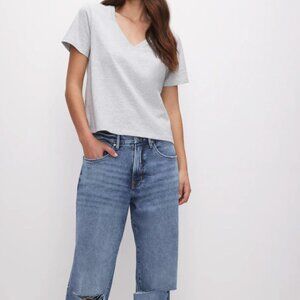 Good American Cotton Heritage V Neck Tee
